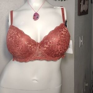 Elegant Lace Underwire Bra in Rust